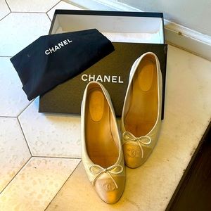 Chanel Metallic Ballerina Flats size 38